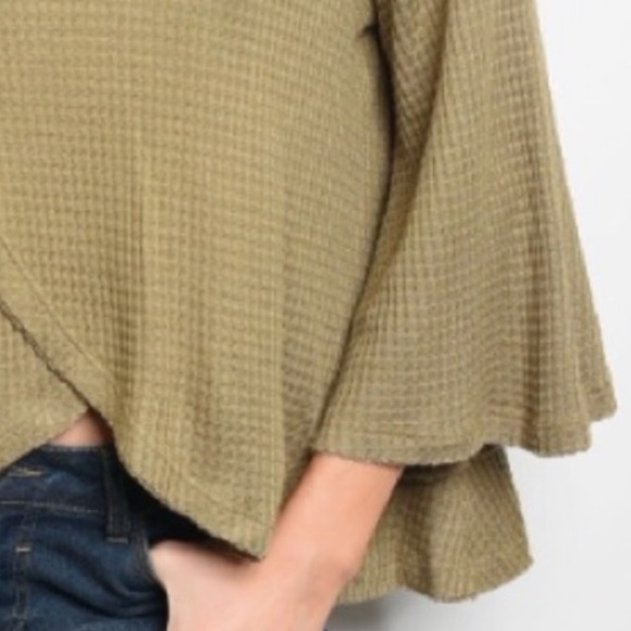 Olive green light weight top w/ cowl neckline, New - Picture 8 of 8